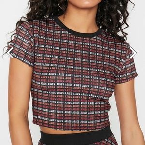 Aries Addicted Crop Tee